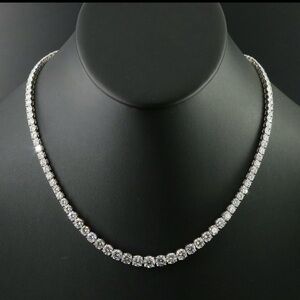 Elegant Silver Necklace